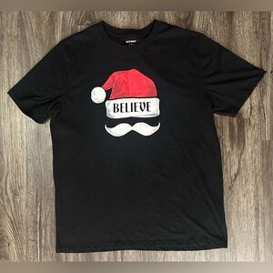 Men’s Old Navy Santa Claus Believe Mustache Black T-Shirt - Size Large